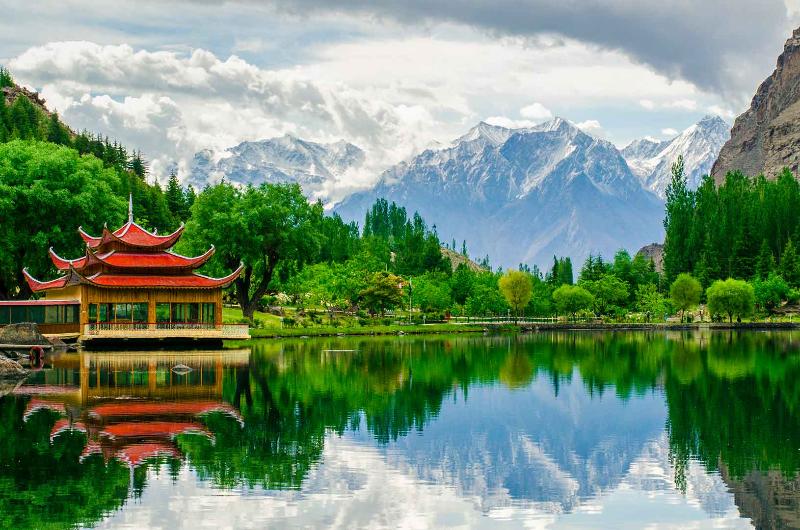 Skardu & Baltistan — Premium Air Expedition